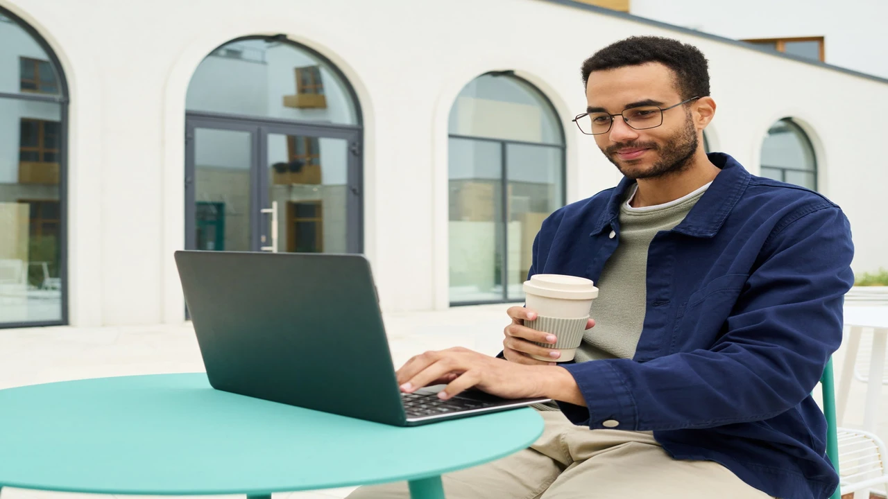 توقعات 2026: أفضل 10 حواسيب جديدة تعزز سوق التكنولوجيا